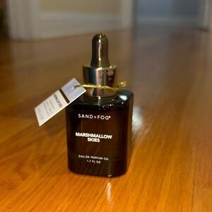 Sand + Fog Marshmallow Skies Perfume Oil - Black